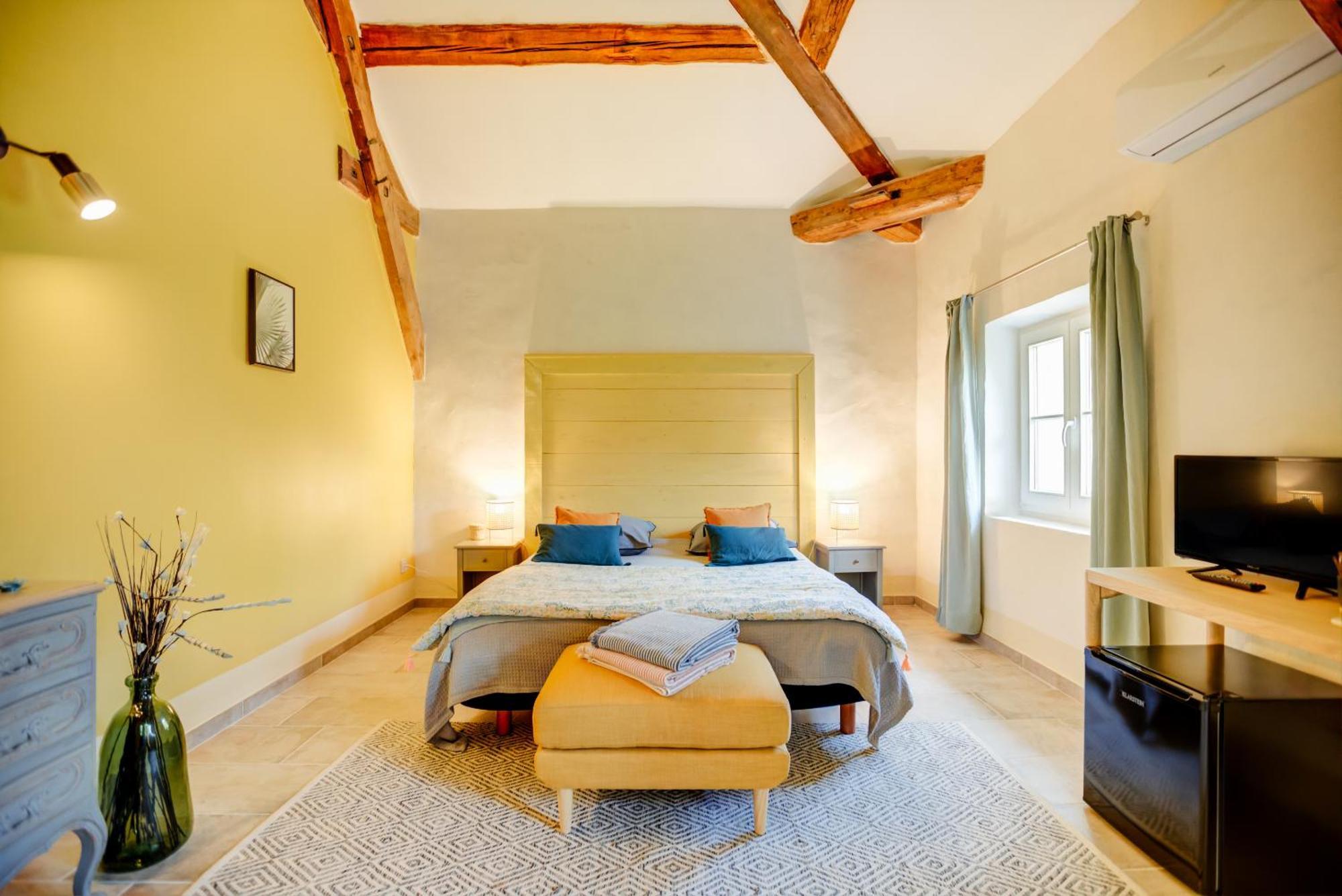 Hotel Le Domaine De L'Osage Pont-Saint-Esprit Zimmer foto