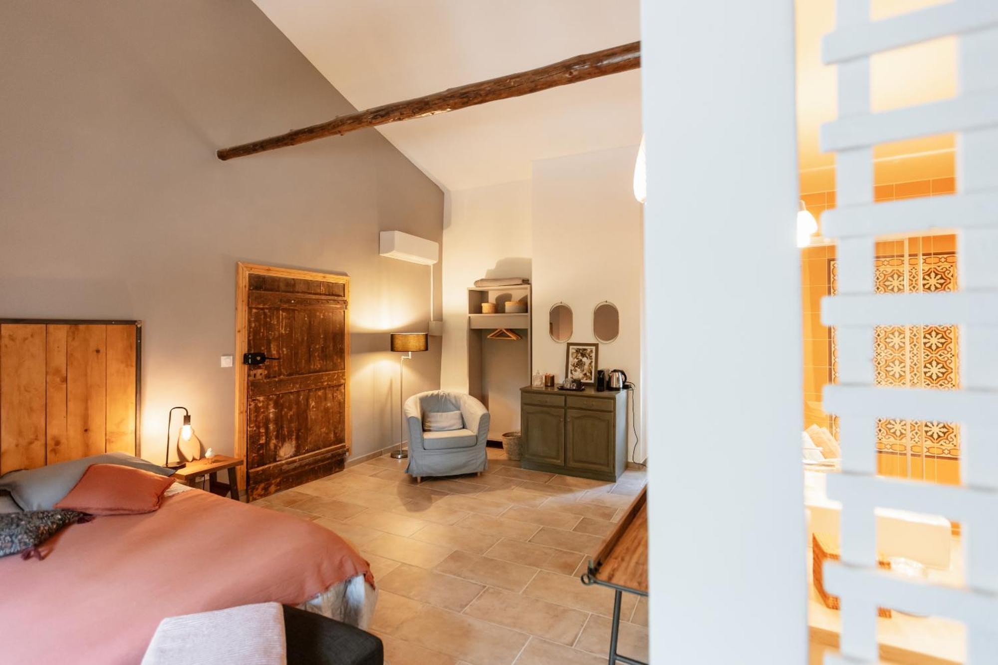 Hotel Le Domaine De L'Osage Pont-Saint-Esprit Zimmer foto