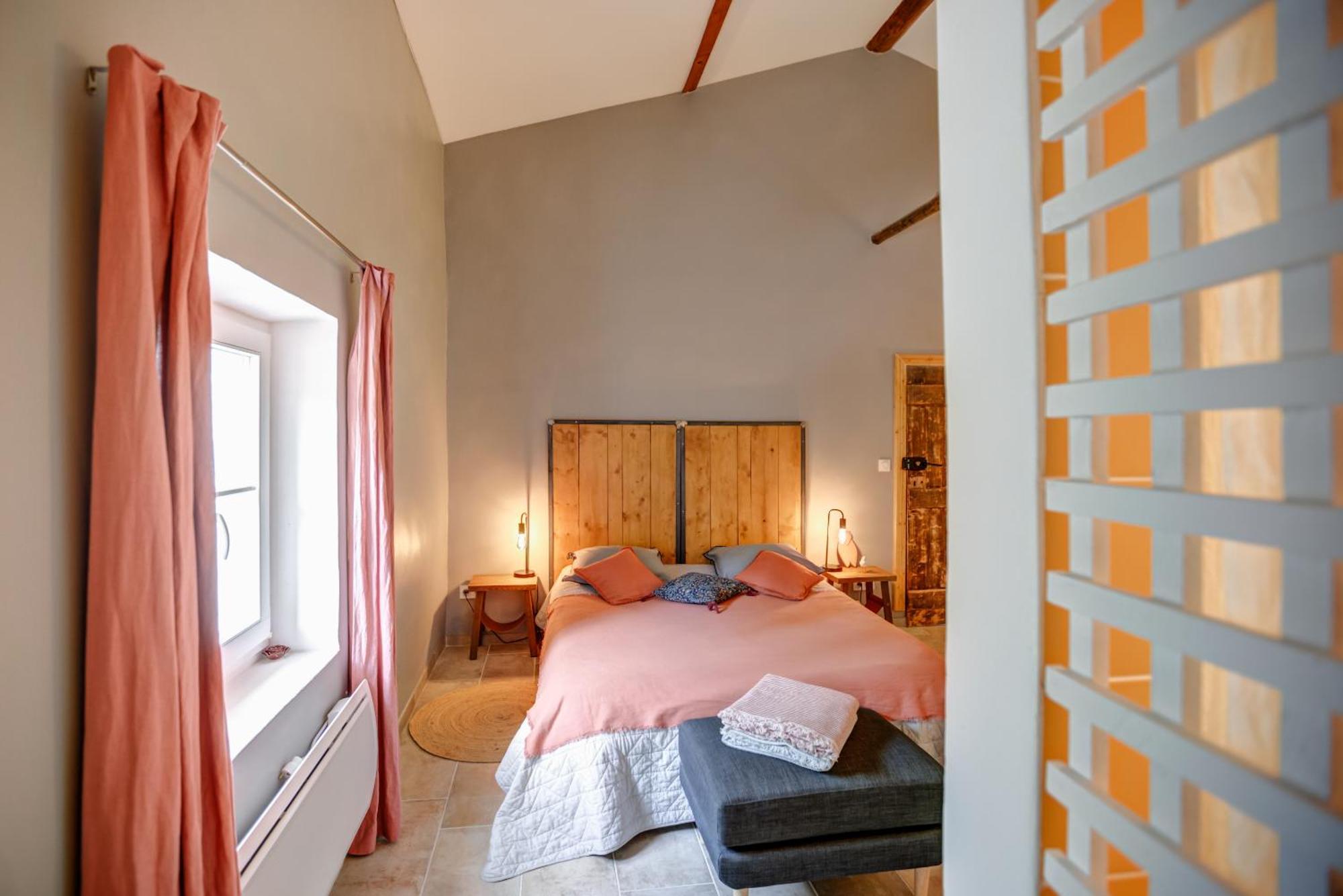 Hotel Le Domaine De L'Osage Pont-Saint-Esprit Zimmer foto