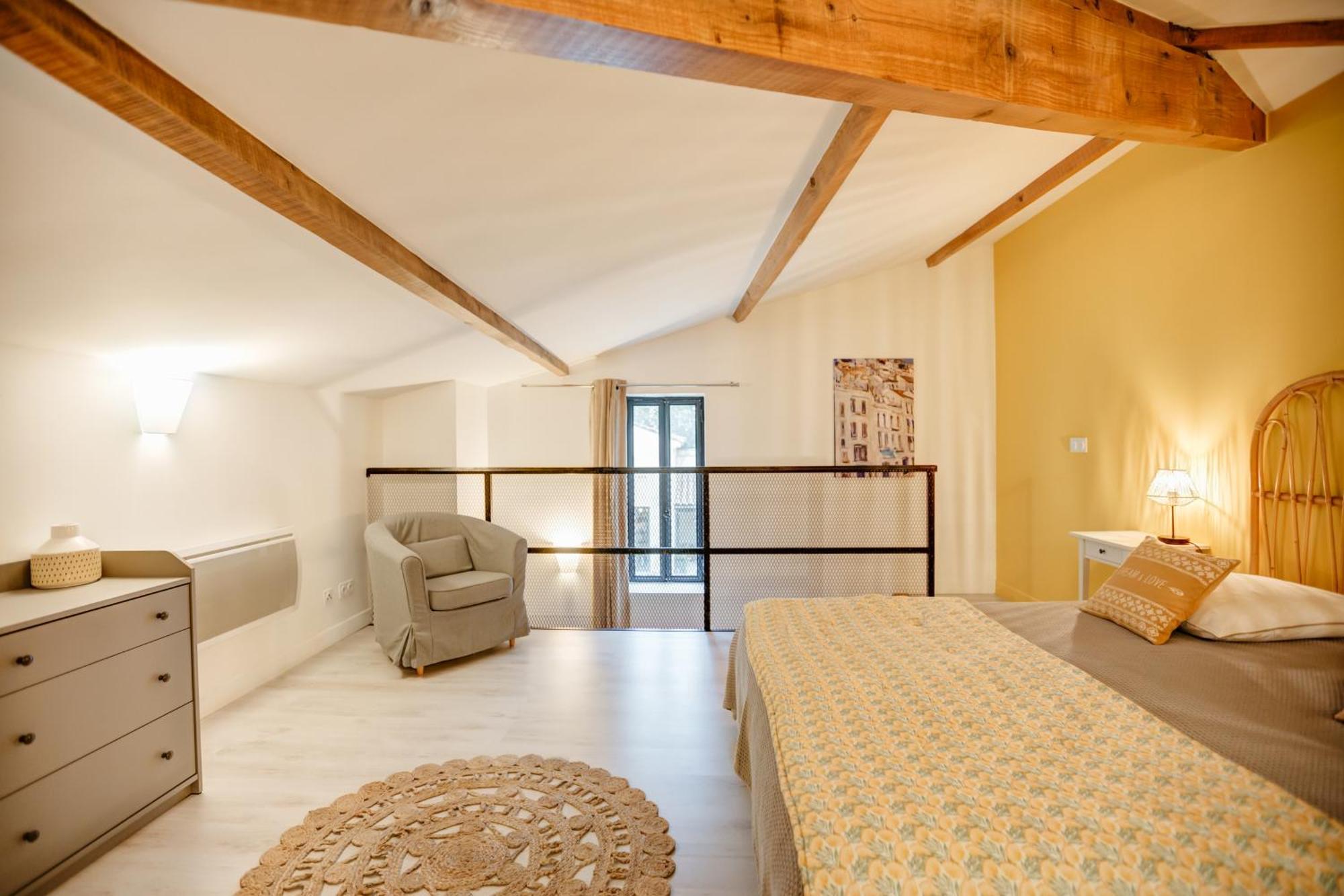 Hotel Le Domaine De L'Osage Pont-Saint-Esprit Zimmer foto
